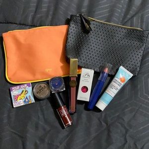 Ipsy Lot with 2 bags and 8 brand new makeup items